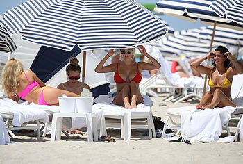 Caroline Vreeland nude