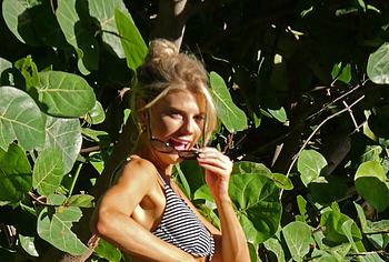 Charlotte McKinney nude