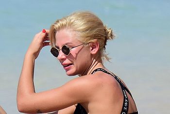 Jessica Woodley nude