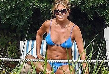 Jennifer Aniston nude