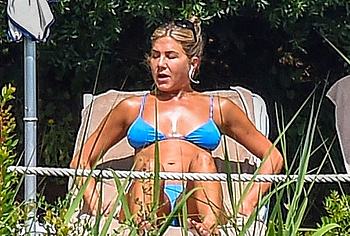 Jennifer Aniston nude