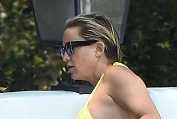 Kate Hudson nude