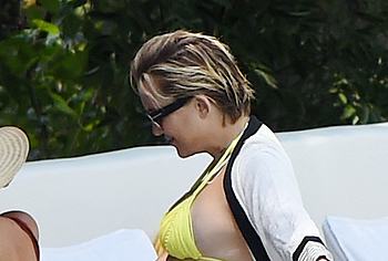 Kate Hudson nude