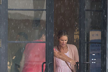 Elle MacPherson nude