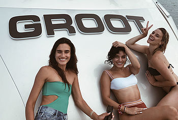 Vanessa Hudgens nude