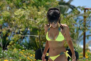 Roxanne Pallett nude