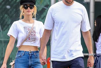 Jennifer Lawrence nude