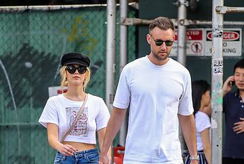 Jennifer Lawrence nude