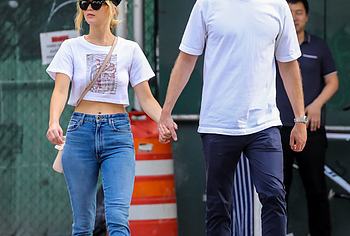 Jennifer Lawrence nude