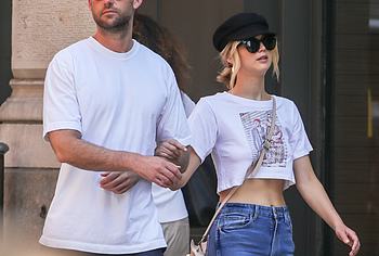 Jennifer Lawrence nude