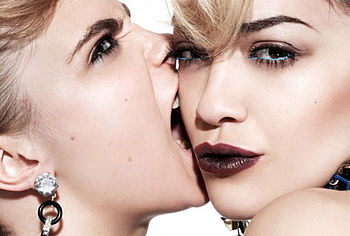 Rita Ora & Cara Delevingne nude