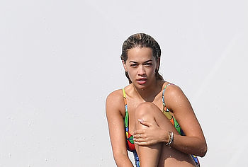 Rita Ora & Cara Delevingne nude