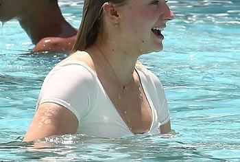 Sophie Turner nude