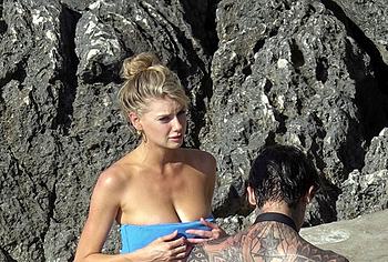 Charlotte McKinney nude