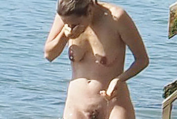 Marion Cotillard nude
