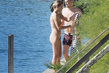 Marion Cotillard nude