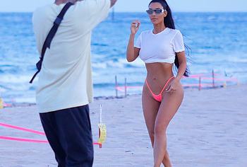 Kim Kardashian nude