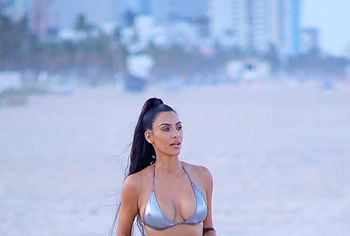 Kim Kardashian nude