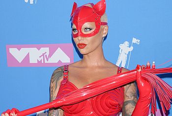 Amber Rose nude