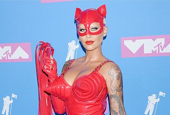 Amber Rose nude