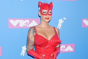 Amber Rose nude