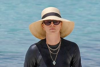 Charlize Theron nude