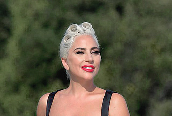 Lady Gaga nude