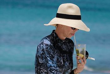 Charlize Theron nude