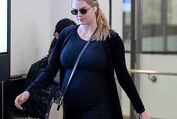 Kate Upton nude