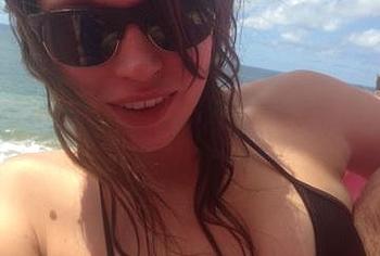 Kelsey Vogelzang nude