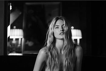 Martha Hunt nude
