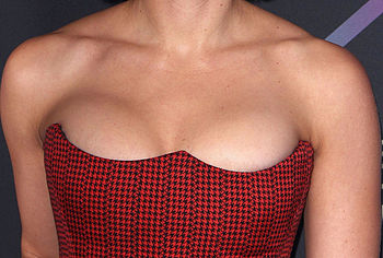 Scarlett Johansson nude