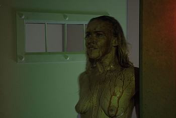 Dominique Swain Nude