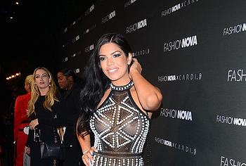 Suelyn Medeiros nude