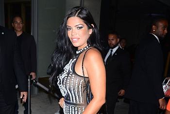 Suelyn Medeiros nude