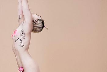 Miley Cyrus nude