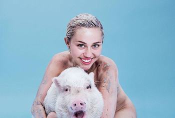 Miley Cyrus nude