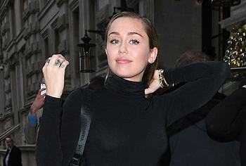 Miley Cyrus nude