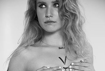 Sailor Brinkley Cook nude