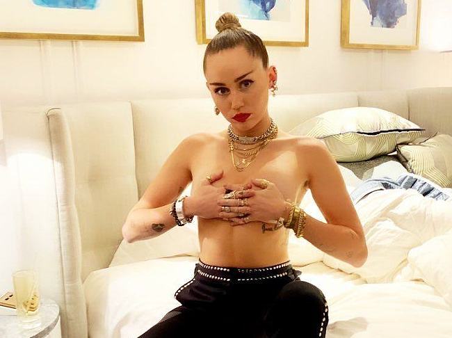 Miley Cyrus nude