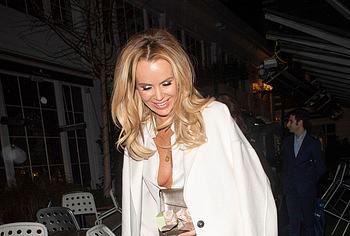 Amanda Holden nude
