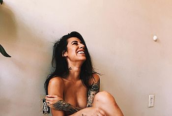 Alexandra Stark Nude