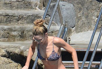 Jennifer Hawkins nude