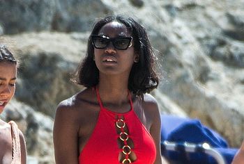 Mouna Traore nude