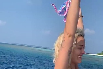 Rita Ora nude