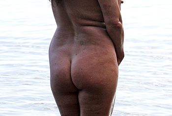 Lisa Appleton nude