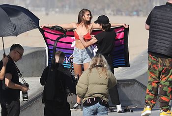 Taylor Marie Hill nude