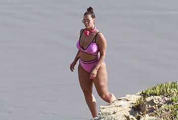 Ashley Graham nude