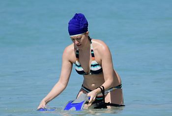 Meredith Ostrom nude