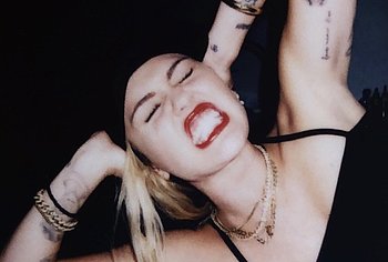 Miley Cyrus nude
